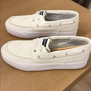 Brand New Sperry White Girls Bahama Platform White Canvas Size 6 (Womens 7)